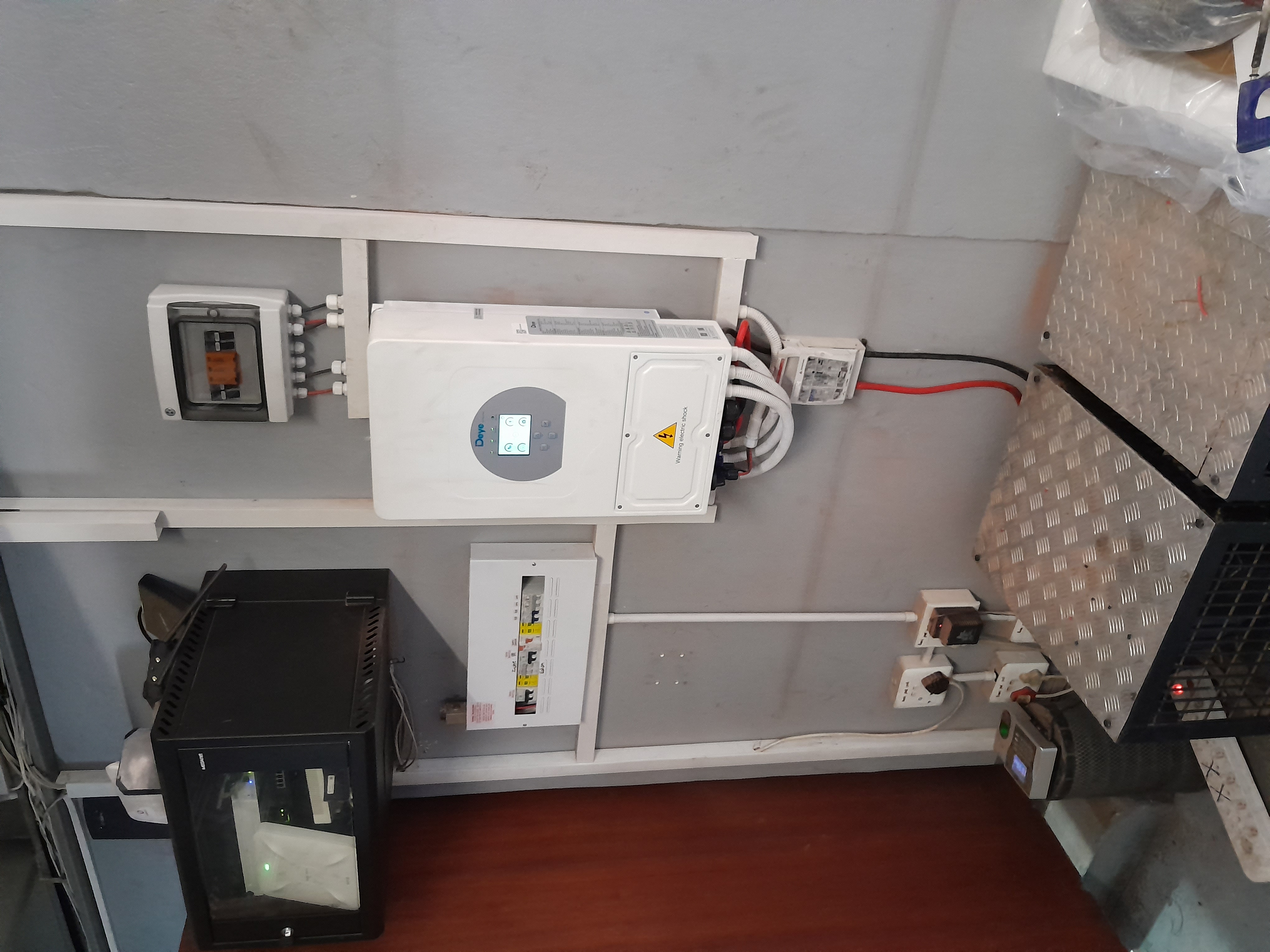 Deye Hybrid Inverter Complete System